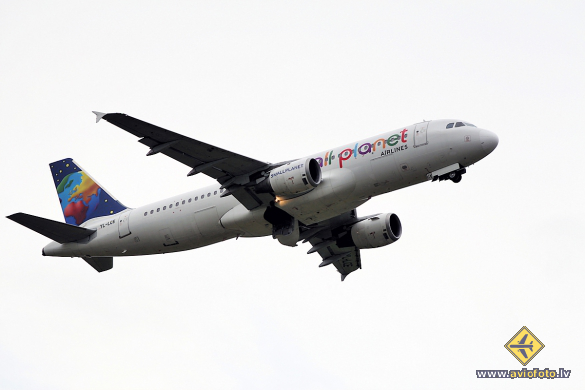 Airbus A320-214
